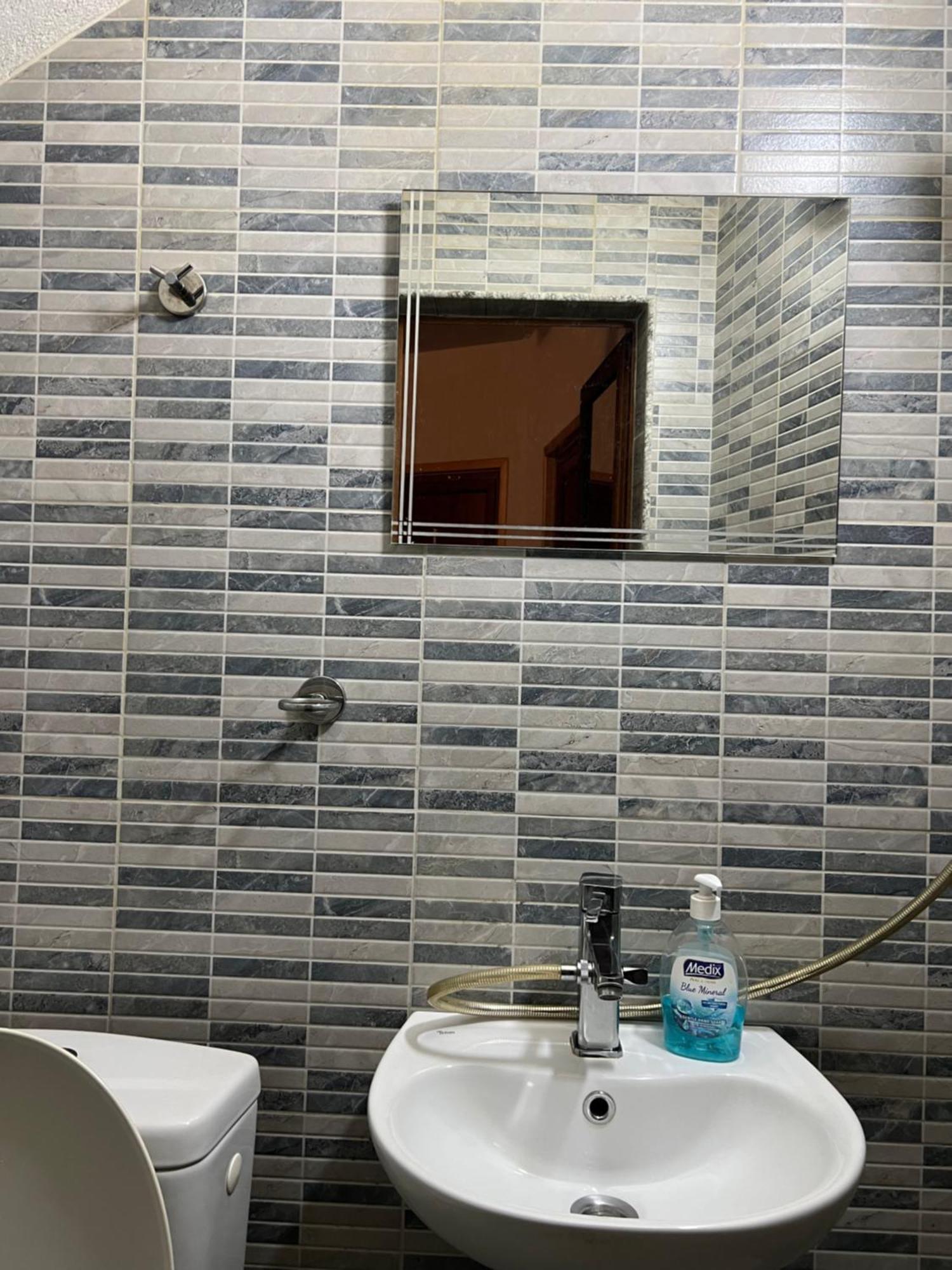 White Guest House 2 カルロヴォ エクステリア 写真